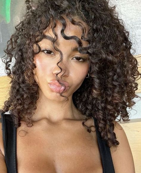 Mrs Bella, Mixed Curly Hair, Beautiful Curly Hair, Curly Hair Women, Curly Hair Inspiration, November 3, Curly Hair Tips, Dream Hair, Curly Girl