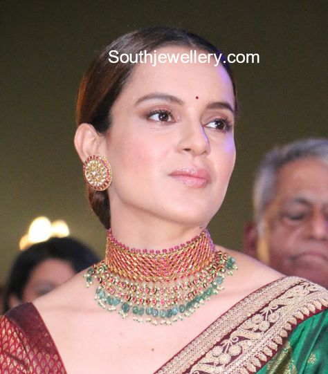 Ruby Choker, Emerald Choker, Sabyasachi Jewellery, Diamond Bangles, Kangana Ranaut, Set Photo, Indian Jewellery Design, Ruby Emerald, Choker Set