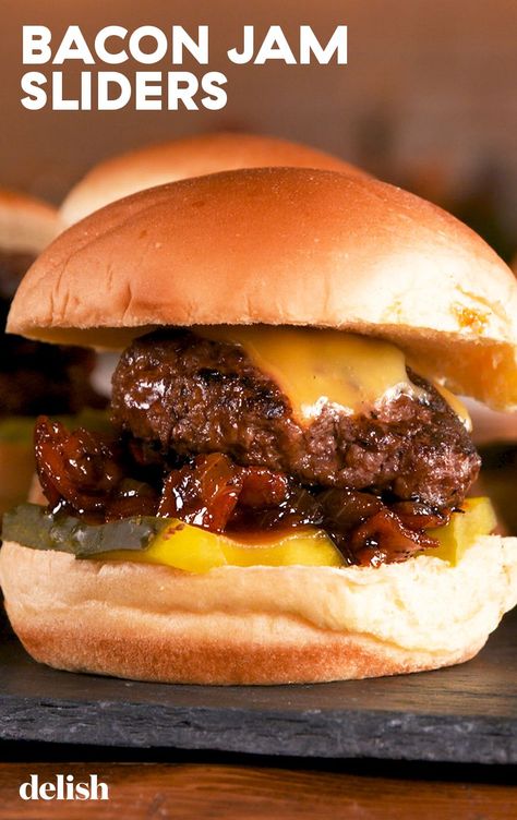 Bacon Jam Sliders, Bacon Jam Cheeseburger Sliders, Cheeseburger Sliders, Beef Sliders, Bacon Jam, Dinners To Make, Slider Recipes, Sloppy Joe, Apple Picking