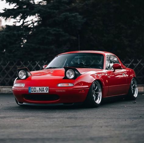 MIATA | Mx5 | EUNOS on Instagram: “Good Morning Yata Fam! | Wow! It’s perfect 😍🏎: @euroyata #MiataBrigade ••••••••••••••••••••••••••••••••••••••••••••••••••• Curated by:…” Miata Mx5, Good Morning, Sports, On Instagram, Instagram