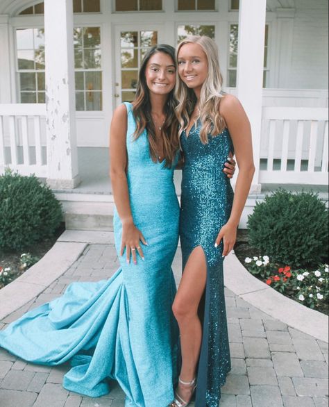 Prom Dresses Neon Blue, Light Blue Sparkle Prom Dress, Prom Dresses For Blondes, Bright Prom Dresses, Bright Blue Prom Dress, Prom Dresses Fitted, Lesbian Prom, Prom 23, Hoco Inspo