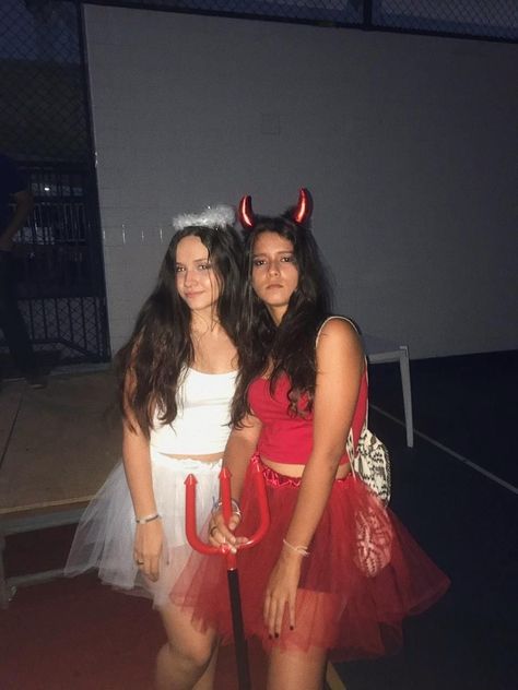 Devil Costume Ideas, Bestie Halloween Costumes, Devil Outfit, Devil And Angel, Angel Halloween Costumes, Halloween Duos, Halloween Costumes To Make, Cute Group Halloween Costumes, Bff Halloween Costumes