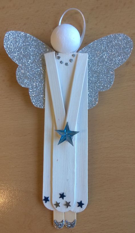 Wooden Angel, Decorating For Christmas, Christmas Arts And Crafts, Fun Christmas Crafts, Fun Christmas Decorations, Holiday Crafts Christmas, Christmas Ornaments Homemade, Christmas Ornament Crafts, Popsicle Sticks