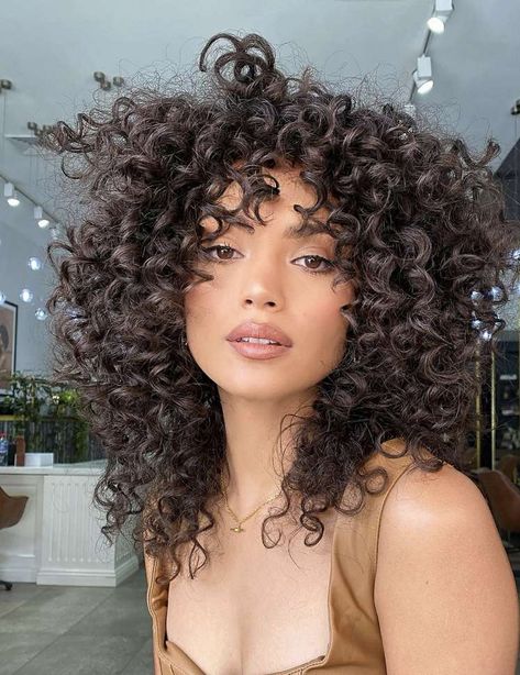 These Hair Trends Are Going To Be Huge in 2023 Med Hair, Framing Fringe, Choppy Bobs, Shoulder Length Layered Hair, Black Curly Wig, Curly Pixie Hairstyles, Chin Length Haircuts, Long Layered Cuts, New Hair Trends