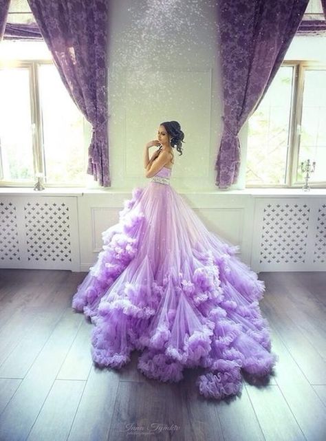 Fluffy Ball Gown, Prom Dress Lavender, Beautiful Prom Dress, Purple Wedding Dress, Dress Lavender, Pretty Quinceanera Dresses, Prom Girl Dresses, Princess Ball Gowns, Dream Wedding Ideas Dresses