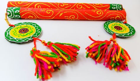 These dandiya sticks are quick and easy decoration idea for Navratri Garba Dance. Garba dance is also known as dandiya raas it is a special feature of the Navratri festival dandiya dance usually performed in groups by both men and women. WOODEN STICKS are used as a prop and are beautifully decorated #dandiya #dandiyasticks #newspaperdandiyastick #howtomakedandiyasticksathome #howtomakedandiyasticks # dandiyamaking #paperdandiyamaking #dandiyasticksmaking #dandiyamakingfromnewspaper Dandiya Sticks Decoration, Dandiya Decoration Ideas, Navratri Painting, Dandiya Decoration, Navratri Garba Dance, Dandiya Dance, Dandiya Sticks, Dandiya Raas, Stall Decorations