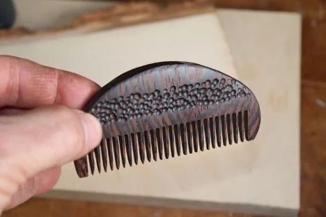 Make a Wooden Beard/Mustache Comb the Easy and Safe Way Facial Hair Growth, Beard Combs, Circular Saw Blades, Woodworking Project, Beard No Mustache, Beard Oil, Class Ideas, Easy Woodworking Projects, Comb