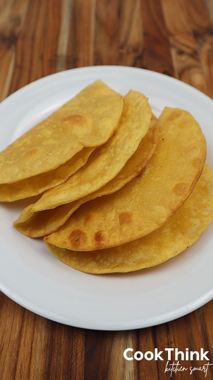 How To Fry Corn Tortillas - CookThink Fry Corn Tortillas, Mexican Food Authentic, Fry Corn, Corn Tortillas Tacos, Corn Tortilla Recipes, Fried Corn Tortillas, Recipes For Side Dishes, Healthy Eats Recipes, Fried Tacos