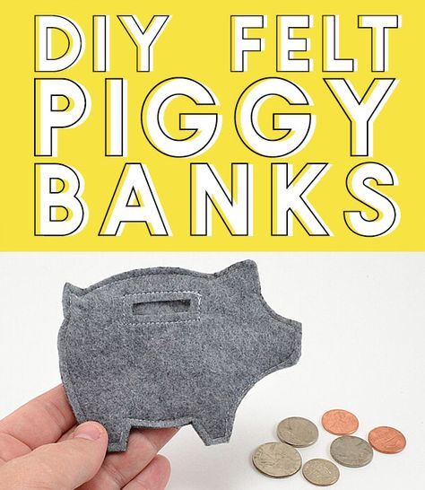 Make a felt piggy bank for your coins. You can also make some in different colors which can be a perfect gift for anyone! Coin Purse Pattern, Tutorial Sewing, Free Sewing Pattern, Felt Sheets, Piggy Banks, Sewing Projects For Kids, Fabric Markers, Pattern Tutorial, Fabric Strips