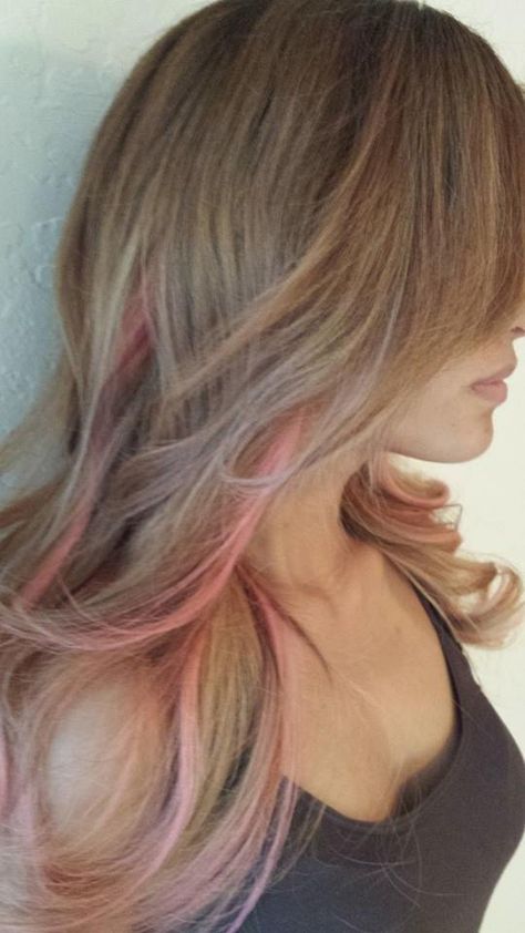 with pink peek a boos Brown Hair With Pink, Blonde And Pink, Pink Hair Highlights, Peekaboo Highlights, Pink Blonde Hair, Peekaboo Hair, Hair Streaks, Dyed Hair Inspiration, Honey Blonde Hair