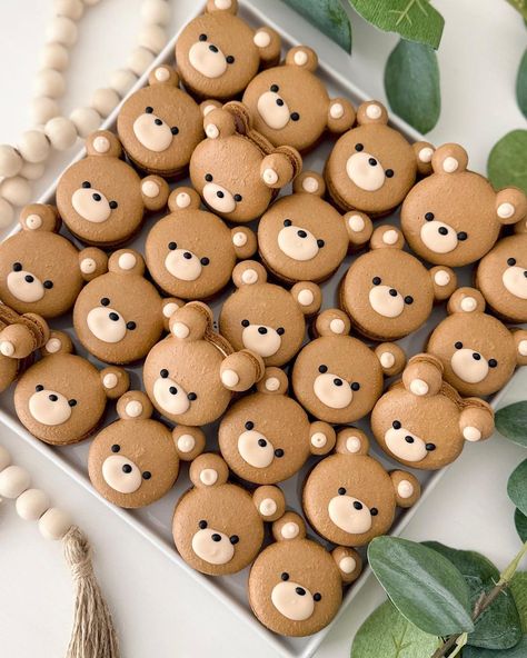 Bear Macarons, Teddy Bear Baby Shower Theme, Baby Shower Sweets, Bear Baby Shower Theme, Idee Babyshower, Teddy Bear Party, Teddy Bear Theme, Teddy Bear Birthday, Baby Shower Treats