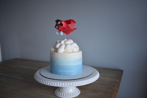 Airplane smash cake Airplane Smash Cake, Airplane Birthday Party Decorations, Airplane Birthday Cakes, Balloon Birthday Themes, Time Flies Birthday, Pilots Birthday, Airplane Cake, Baby First Birthday Themes, Boys 1st Birthday Cake