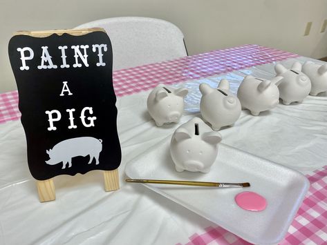 Charlottes Web Birthday Party Ideas, Oink Cluck Baa Moo Birthday, Oink Baa Moo Im Two Party Decorations, Oink Moo Cockadoodle Doo Birthday, Farm Birthday Party Food Ideas, Barn Yard Birthday, Farm 2nd Birthday, Pig Themed Birthday Party, Piggy Birthday Party