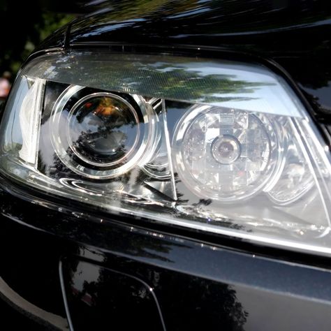 LED vs. Halogen Headlights: What's the Difference? Handyman Hacks, Car Checklist, Target Lighting, Diy Handyman, Secret Power, Iphone Life Hacks, Best Cell Phone, Light Emitting Diode, Car Key Fob