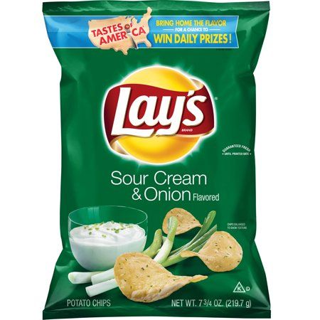 Sour Cream And Onion Chips, Best Potato Chips, Onion Chips, Potato Chip Flavors, Lays Chips, Lays Potato Chips, Frito Lay, Chips Brands, Grocery Foods