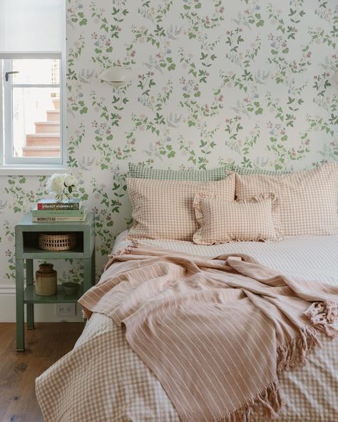 All Posts • Instagram Cozy Bedroom Bedding, Coastal Cottage Bedroom, Pretty Interiors, Cozy Neutral Bedroom, Gingham Sheets, Bedroom Duvet, Heather Taylor, Cottage Bedroom, Interiors Dream