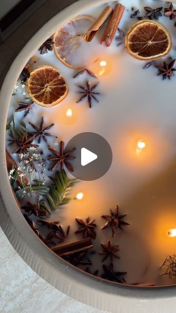 Candle Bowls Diy, Diy Candle Bowl, Diy Bowl Candle, Diy Cinnamon Candle, Diy Christmas Candles, Handmade Candles Diy, Candle Bowl, Christmas Candles Diy, Cinnamon Candle