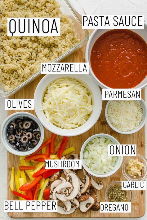 This Gluten Free Vegetarian Pizza Quinoa Casserole is the tastiest, easiest, healthiest family dinner recipe to lure your kiddos into eating their veg! Recipe With Quinoa, Pizza Quinoa, Quinoa Casserole Recipes, Vegan Dishes Easy, Vegetarian Casserole Recipes, Pizza Casserole Recipe, Family Dinner Recipe, Quinoa Casserole, Dinner Recipes Healthy Family