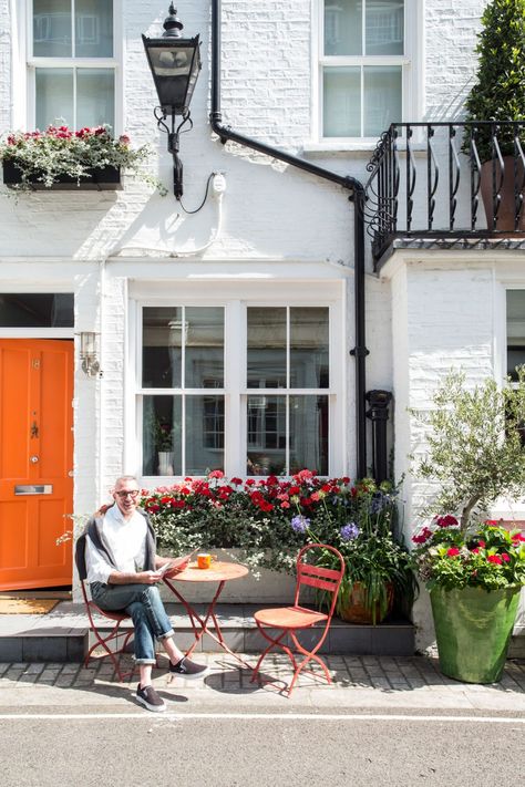 Bright Front Doors, Orange Front Doors, Wooden Folding Chairs, House Facades, Brooklyn Brownstone, Mews House, Living Etc, Victorian London, Liberty Of London