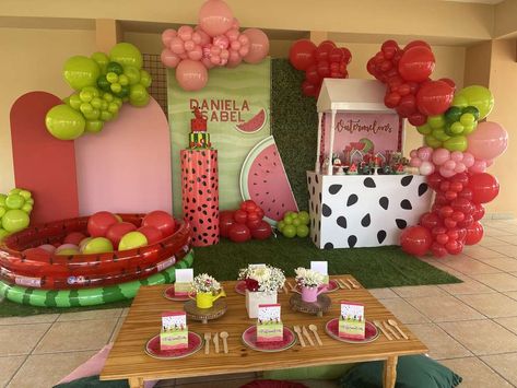 Watermelon Birthday Party Ideas | Photo 1 of 10 | Catch My Party One In A Melon Centerpiece Ideas, Melon Birthday Party Ideas, One In A Melon First Birthday Centerpiece, On In A Melon Party, One In A Melon Balloons, One In A Melon Backdrop, One In A Melon First Birthday Backdrop, Watermelon Birthday Party Decorations, Watermelon Birthday Party Theme