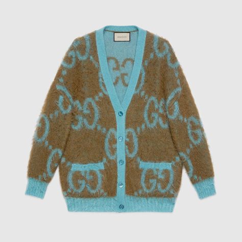 Brown Reversible GG mohair wool cardigan | GUCCI® US Gucci Cardigan, Rich Clothes, Luxury Clothes, Knitwear Fashion, Mohair Wool, Monogram Prints, Moda Vintage, High Life, Cardigan Sweaters For Women