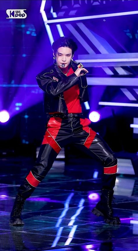 Fashion Cowok, Kpop Fashion Men, Concert Fashion, Fashion Design Portfolio, Hip Hop Outfits, Red Outfit, Kpop Fashion Outfits, Kpop Guys, Kpop Outfits