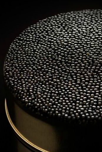 caviar... Don Perignon, Swedish Food, Red Caviar, Black Food, Artisan Food, Persian Food, Black Caviar, Fine Food, Gouda