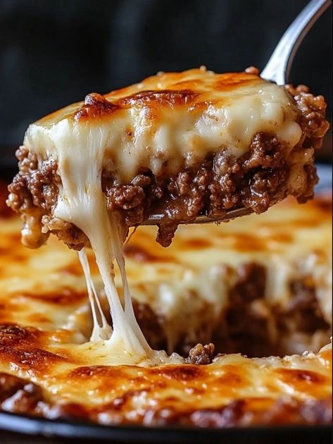 Cheesy Ground Beef and Rice Casserole Cheesy Hamburger Rice Casserole Recipes, Cheesy Hamburger Rice Casserole, Cheesy Ground Beef And Rice Casserole, Hamburger And Rice Casserole, Cheesesteak Stromboli Recipe, Ground Beef Rice Casserole, Ground Beef And Rice Casserole, Cheesy Ground Beef And Rice, Hamburger Rice Casserole