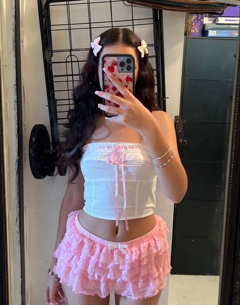 Bloomer Shorts Outfit, Bloomers Outfit, Lace Bloomers, Pink Bloomers, Bloomer Shorts, Pink Lifestyle, Shorts Outfit, Pink Outfits, Really Cute Outfits