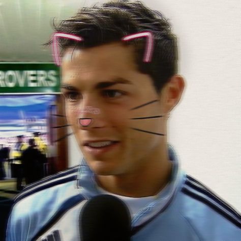 Cristiano Ronaldo, Ronaldo, Pink