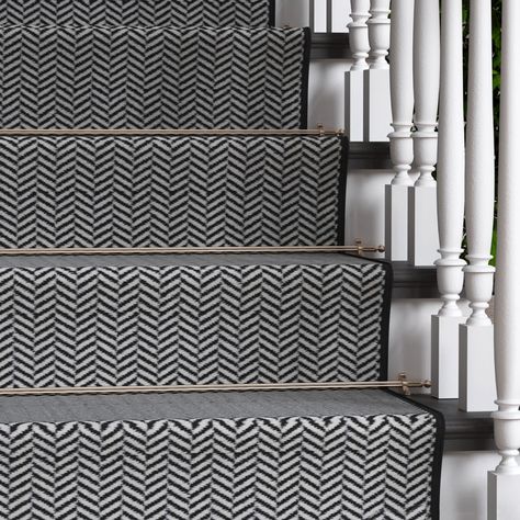 Introducing our stylish and budget-friendly Cut-to-Measure Stair Carpet, designed to elevate the aesthetics of your staircase while offering exceptional durability and comfort. An eye catching black and white chevron design, creates a timeless and modern look that complements any interior decor. Follow our step by step guide on how to measure your stairs to calculate how much stair carpet you need. Stair carpet lengths will come unbound at the ends, this is allow a snug fit when fitted. Please n Grey Stair Carpet, Patterned Stair Carpet, Stair Carpet Runner, Stair Ideas, Hallway Flooring, Stair Carpet, Hallway Designs, White Herringbone, Runner Carpet