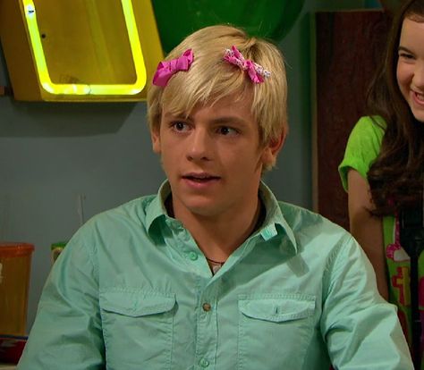 Austin Ally Aesthetic, Dez Austin And Ally, Austin Ally, Calum Worthy, Austin Moon, Raini Rodriguez, Moon Icon, Laura Marano, Austin And Ally