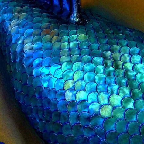 Aesthetic Mermaid, Swimmable Mermaid Tail, Mermaid Skin, Silicone Mermaid Tails, Color Transition, Metallic Rainbow, Mermaid Pictures, Mermaid Tattoo, Mermaid Aesthetic