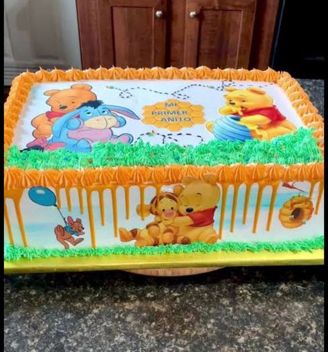 Winnie Pooh Cake, Winnie The Pooh Birthday Cake, Tinkerbell Party Theme, Pooh Bebe, Baby Boy Birthday Cake, Winnie The Pooh Cake, Pastel Baby Shower, Fun Baby Announcement, Disney World Pictures