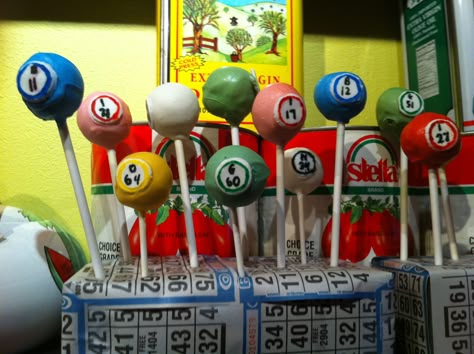 Bingo Theme Cake Pops Diy Bingo Party Decorations, Bingo Birthday Party Theme For Adults, Bingo Theme Party, Bingo Theme Cake, Bingo Party Decorations Ideas, Bingo Themed Desserts, Bingo Cake, Moms 60th, Bingo Party