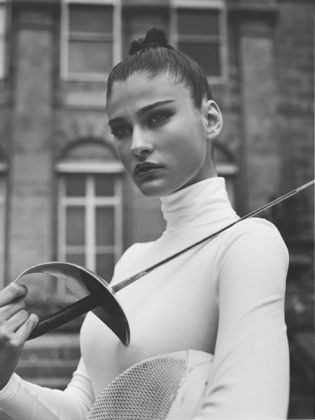 Fencing Gear, Fencing Club, Fencing Sport, Modern Fence Design, Martial Arts Women, Fence Art, Cute Posts, Conceptual Photography, Character Poses