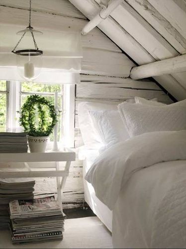 White painted log cabin attic bedroom + shabby chic + vintage + beachy + bungalow + country ..+ rustic + skona hem white on white | Flickr - Photo Sharing! Beachy Bungalow, Shabby Chic Decorating, Loft Inspiration, Attic Bedrooms, White Bed, White Sheets, Attic Bedroom, Attic Rooms, Dreamy Bedrooms