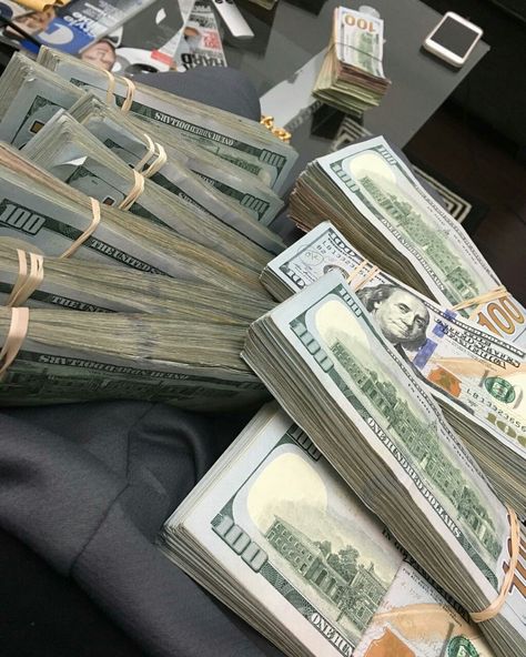 @OfficialTune Stacks Of Money, Jackpot Winners, Whatsapp Text, Mo Money, Money Generator, Money Stacks, Money Pictures, Money On My Mind, Dollar Bills