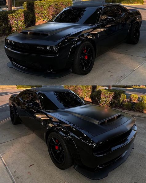 Wide Body Hellcat Challenger, Blacked Out Dodge Challenger, Challenger Paint Job, Hellcat Widebody Challenger, Dodge Challenger Custom Interior, Dodge Challenger Interior Ideas, Widebody Hellcat Challenger, Hellcat Redeye Widebody Challenger, Dodge Challenger Modified