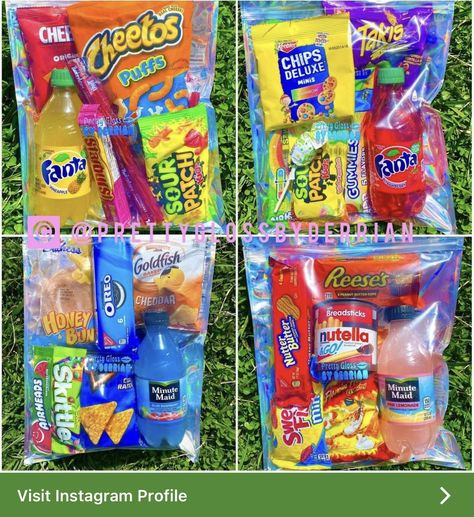 Snacks To Sell At School Treats, Selling Snacks Ideas, Ziploc Snack Bag Ideas, Candy Sale Ideas, Cheer Game Day Snacks, Small Business Snack Ideas, Snack Selling At School, Stuff To Put In Goodie Bags, Middle School Snacks