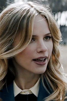 Halston Sage, Blonde Actresses, Prodigal Son, Female Character Inspiration, Michael Sheen, Reaction Gifs, Book Girl, Actor Model, Girl Icons