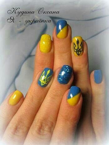 Ukraine Nails, Ukrainian Crafts, Grey Gel Nails, Ombre Gel Nails, Flag Nails, Ukrainian Style, Unghie Nail Art, Ukrainian Dress, Seasonal Nails