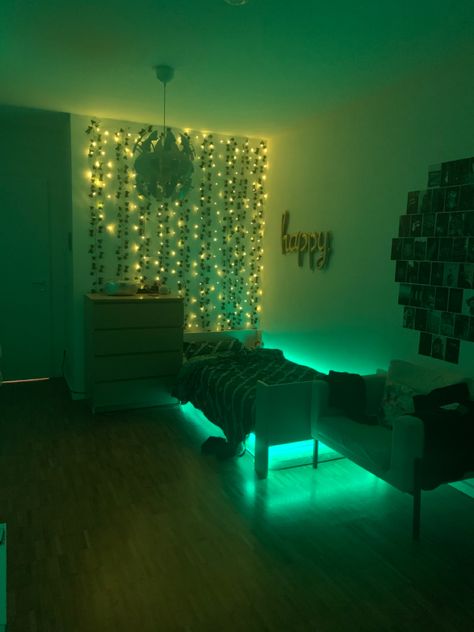 Fake Ivy, fairy lights, led strips, slytherin bedlinen and wall collage💚💚💚 all from amazon Slytherin Room, Fake Ivy, Led Strip, Ivy, Fairy Lights, Wall Collage, Linen Bedding, Led, Bed