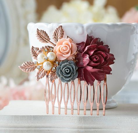 Red Wedding Hair, Dark Red Wedding, Navy Blue Hair, Gold Bridal Hair Comb, Maroon Wedding, Gold Hair Comb, Wedding Cakes Vintage, Rose Gold Bridal, Rose Gold Hair