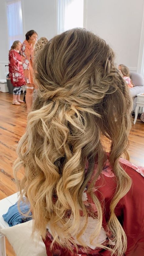 Bridemaids hair with fishtail braid Bridesmaid Hair With Fishtail Braid, Fishtail Boho Wedding Hair, Updos With Fishtail Braid, Half Up With Fishtail Braid, Bridal Hair With Fishtail Braid, Fishtail Braid Bridesmaid Hair, Prom Fishtail Braid Half Up, Fancy Fishtail Braid, Half Up Fishtail Braid Wedding