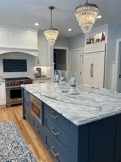 Kitchen Cabinet Colours, Kitchen Quartz Countertops, Bold Backsplash, Open Kitchen Cabinet, Blue Kitchen Interior, Cabinet Colours, Kitchen Quartz, Island Farmhouse, Blue Kitchen Island