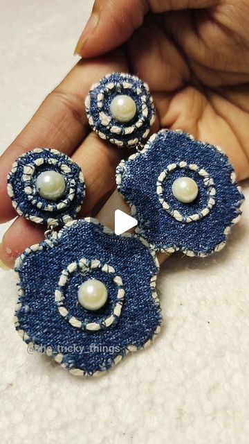 Fabric Earrings Handmade Tutorial, Denim Earrings Diy, Jeans Earrings, Handmade Earings, Denim Earrings, Diy Denim, Western Earrings, Fabric Earrings, Fancy Earrings