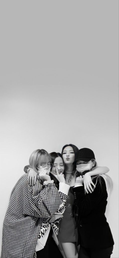 Blackpink Black And White Photos, Blackpink Ot4 Black And White, Black And White Blackpink Wallpaper, White Blackpink Wallpaper, Blackpink White Background, Blackpink Group Photo Black And White, Blackpink Ot4 Wallpaper Aesthetic, Blackpink Wallpaper Black And White, Blackpink Black And White Aesthetic