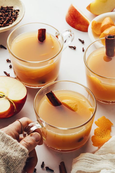 Hot Spiced Apple Cider, Wassail Recipe, Pear Cider, Spiced Apple Cider, Minimalist Baker, Apple Season, Spiced Cider, Baked Donuts, Mocktail Recipe