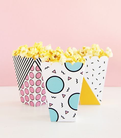 Popcorn Packaging, Diy Popcorn, Snack Boxes, Popcorn Boxes, Popcorn Snacks, Popcorn Box, Festa Party, Snack Box, Slumber Parties